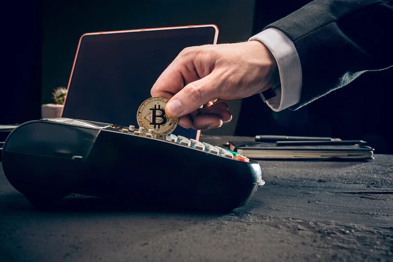 Razumevanje Tečaja Kriptovalut: Ključ do Uspeha v Svetu Digitalnega Denarja