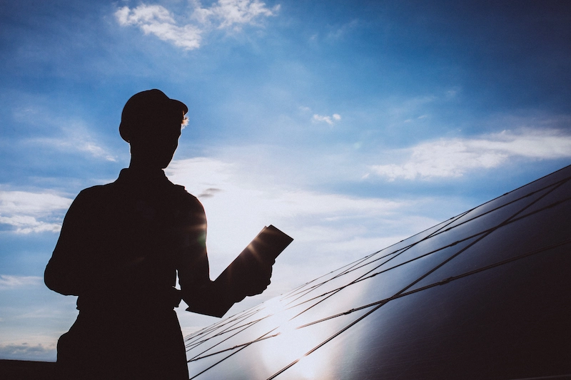 Solarni strešniki: energija sonca v srcu vašega doma